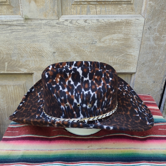 Leopard Print Cowboy Hat - Picture 5 of 9